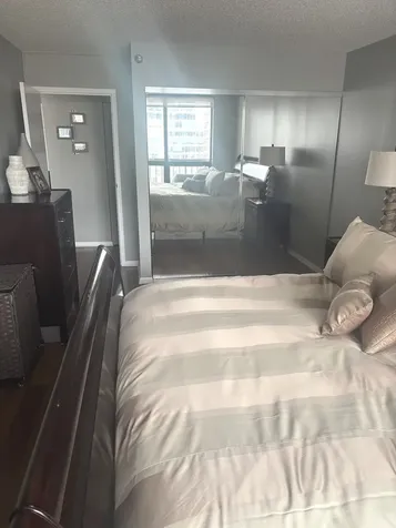 33 West Delaware Place Chicago IL 60610