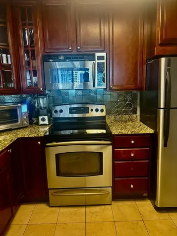 33 West Delaware Place Chicago IL 60610