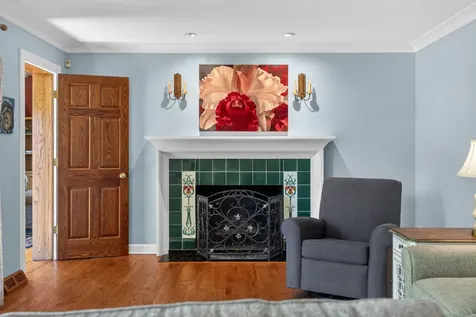 38 Forest Hills Road Lake Bluff IL 60044