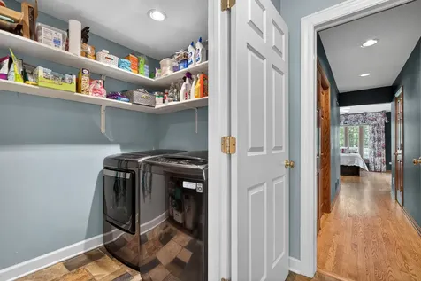 38 Forest Hills Road Lake Bluff IL 60044