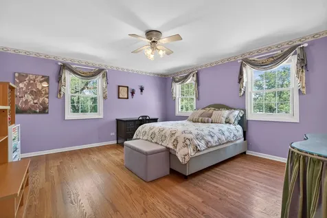 38 Forest Hills Road Lake Bluff IL 60044