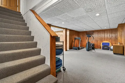 38 Forest Hills Road Lake Bluff IL 60044