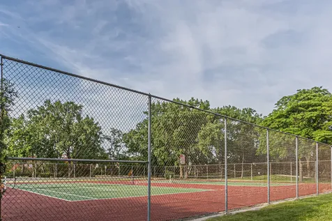 8905 Knight Avenue Des Plaines IL 60016