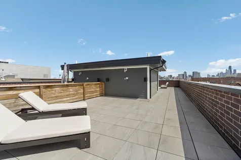 1525 North Bosworth Avenue Chicago IL 60642
