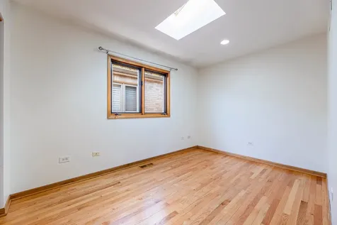 4827 South Linder Avenue Chicago IL 60638