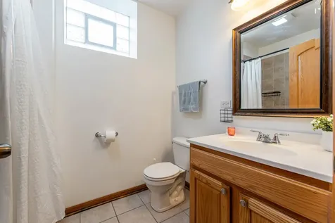 4827 South Linder Avenue Chicago IL 60638