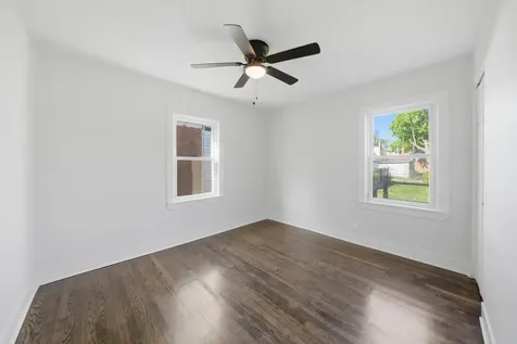 14104 South Clark Street Riverdale IL 60827