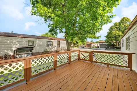 606 Tanglewood Road Matteson IL 60443