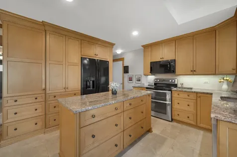 224 Mainsail Drive Third Lake IL 60030