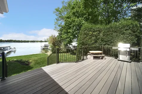 224 Mainsail Drive Third Lake IL 60030