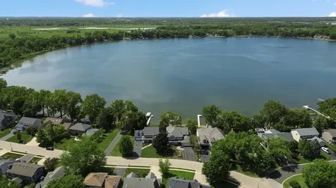 224 Mainsail Drive Third Lake IL 60030
