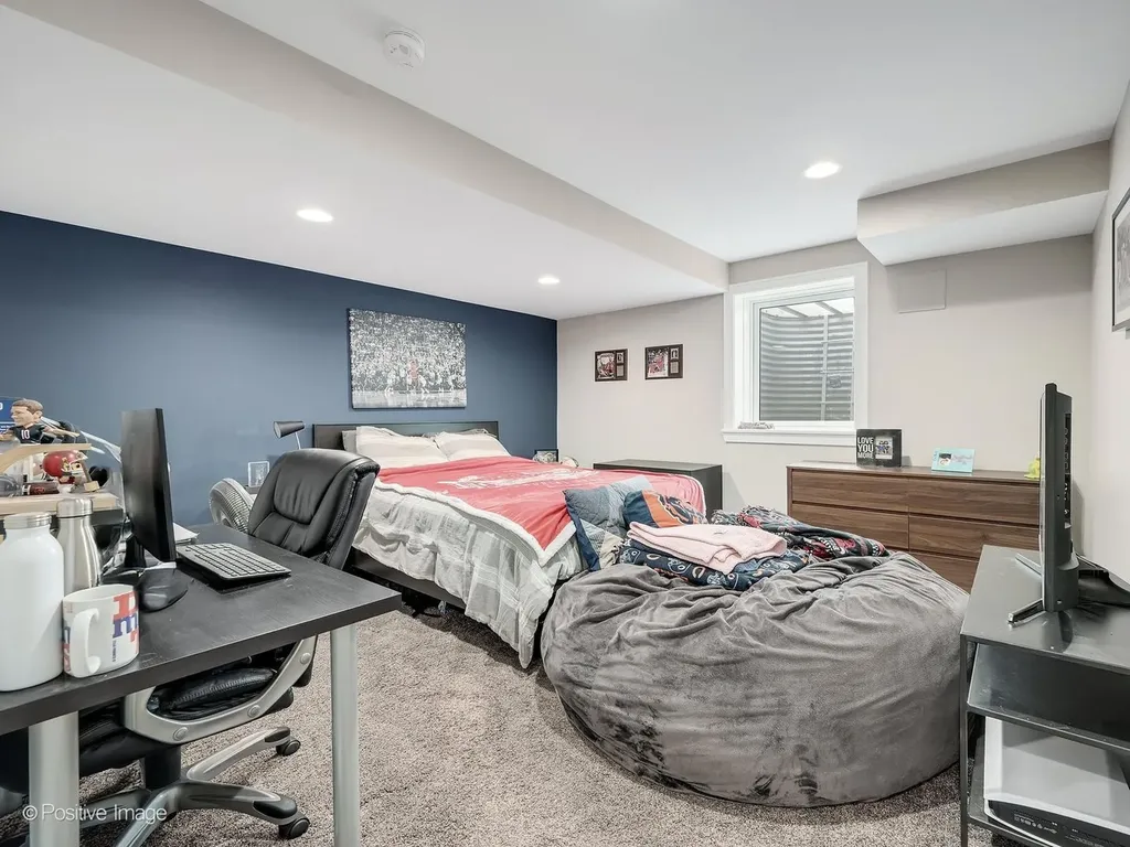 260 Stonegate Road Clarendon Hills IL 60514