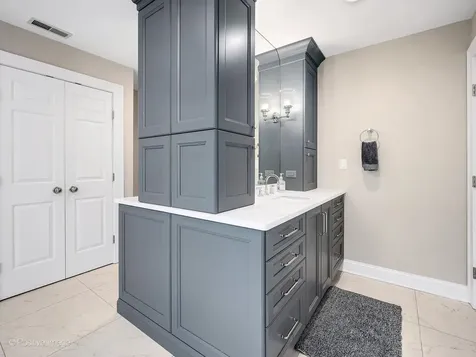260 Stonegate Road Clarendon Hills IL 60514