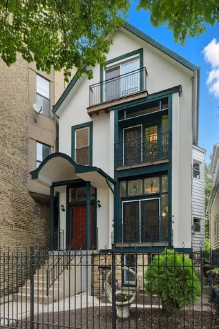 3053 North Seminary Avenue Chicago IL 60657