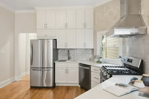 3053 North Seminary Avenue Chicago IL 60657