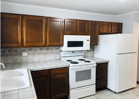 142 East Winchester Road Libertyville IL 60048