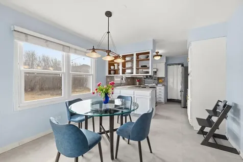 805 Sutton Drive Northbrook IL 60062