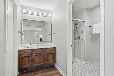 805 Sutton Drive Northbrook IL 60062
