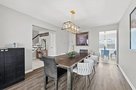 805 Sutton Drive Northbrook IL 60062