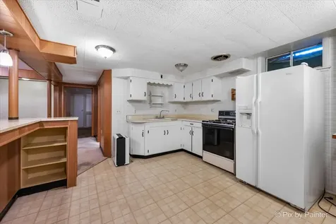 340 Hilkert Court Crystal Lake IL 60014