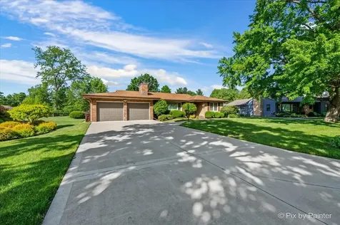 340 Hilkert Court Crystal Lake IL 60014