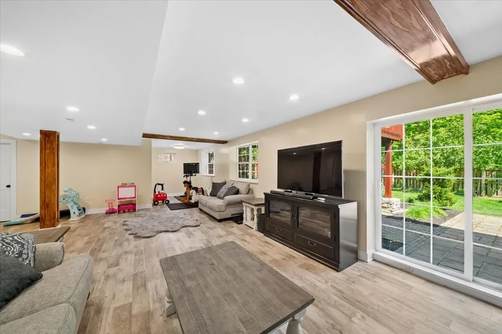 16533 West Mckenzie Avenue Lockport IL 60441