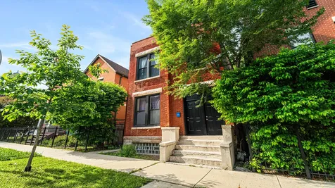 3118 West Huron Street Chicago IL 60612