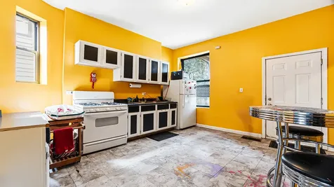 3118 West Huron Street Chicago IL 60612