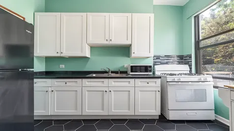 3118 West Huron Street Chicago IL 60612