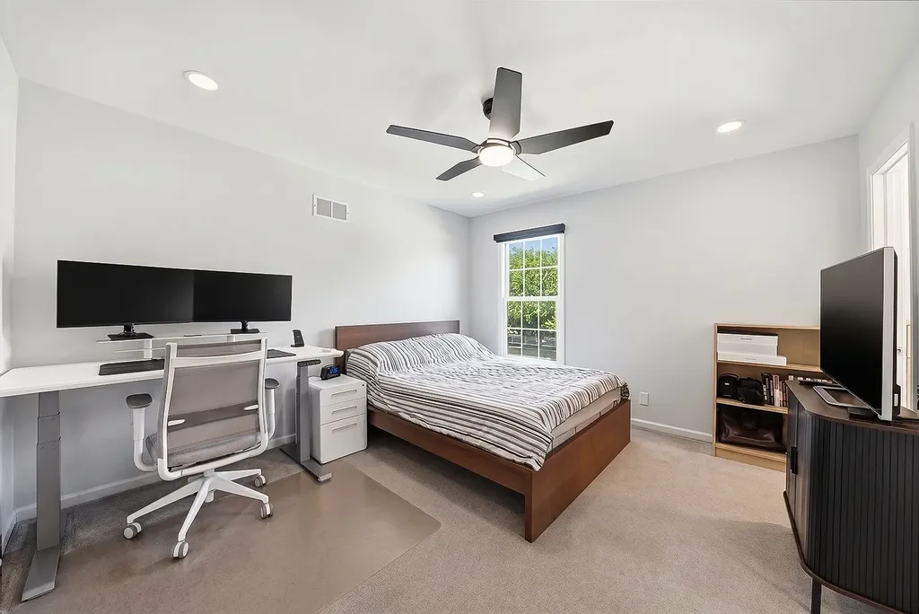 22W133 Glenrise Court Glen Ellyn IL 60137