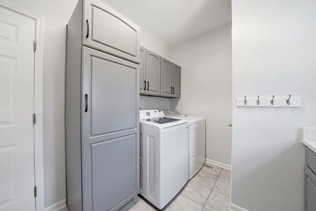 22W133 Glenrise Court Glen Ellyn IL 60137