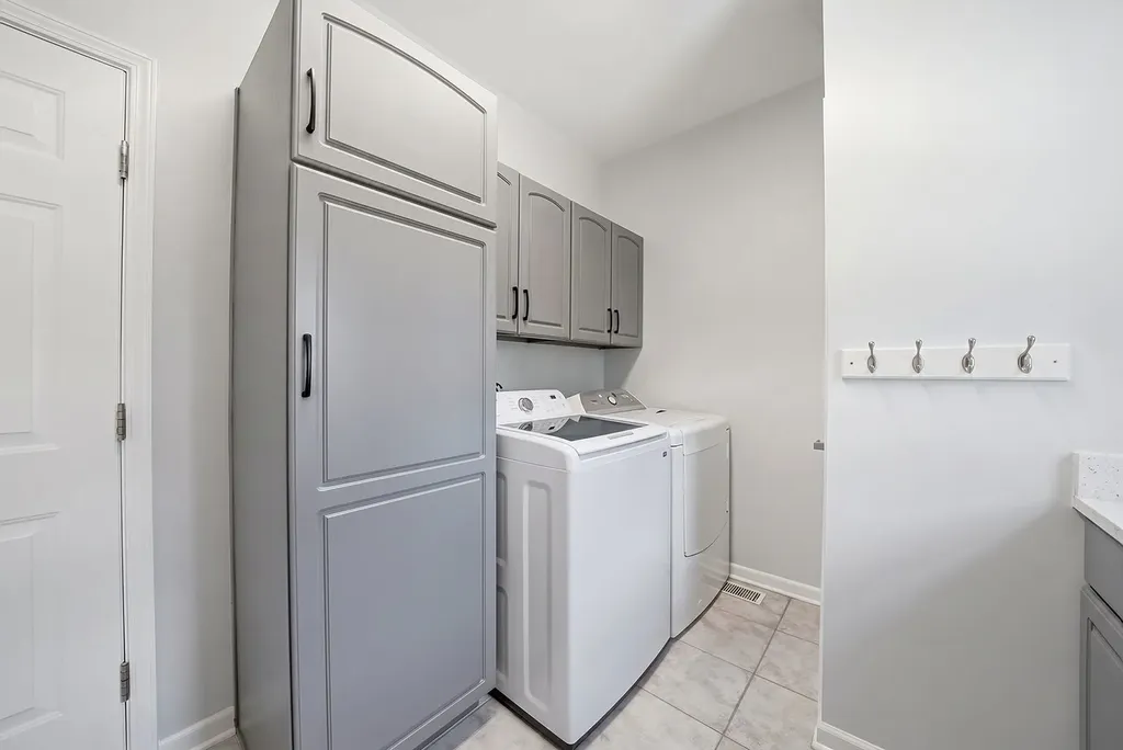 22W133 Glenrise Court Glen Ellyn IL 60137