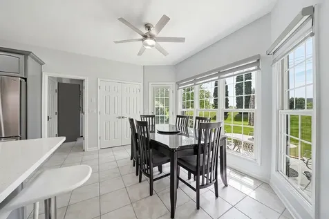 22W133 Glenrise Court Glen Ellyn IL 60137