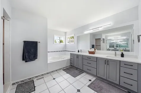 22W133 Glenrise Court Glen Ellyn IL 60137