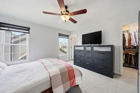 22W133 Glenrise Court Glen Ellyn IL 60137