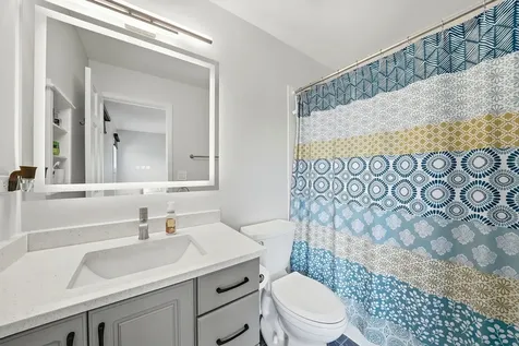 22W133 Glenrise Court Glen Ellyn IL 60137