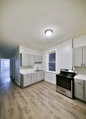 6344 South Eberhart Avenue Chicago IL 60637