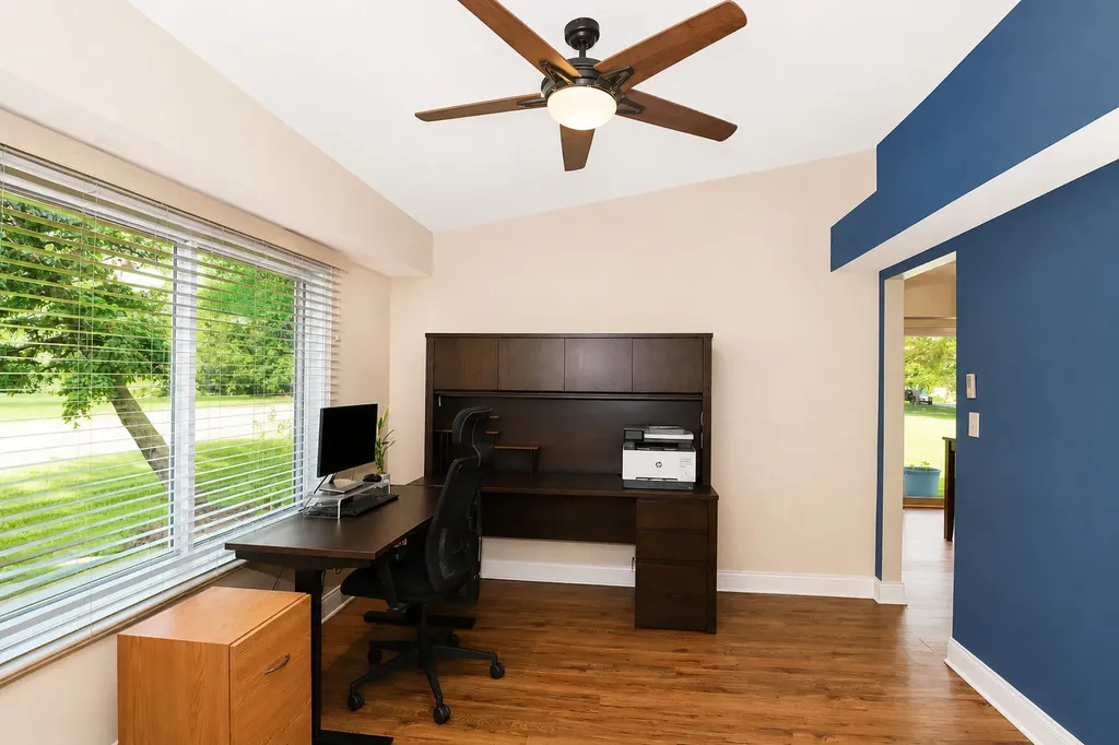 743 Parkview Court Roselle IL 60172