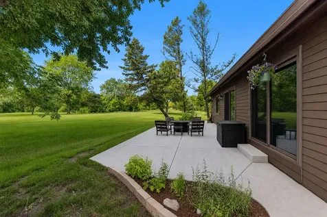 743 Parkview Court Roselle IL 60172