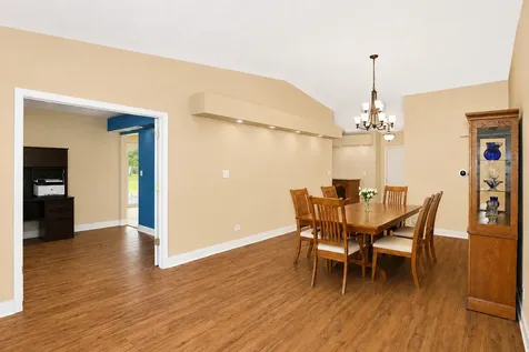 743 Parkview Court Roselle IL 60172