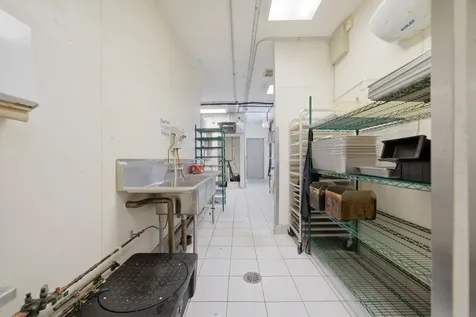907 North Damen Avenue Chicago IL 60622