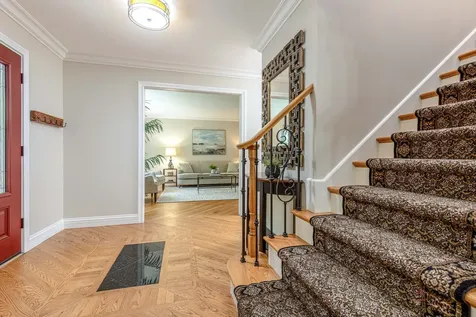 28588 North Tanglewood Court Libertyville IL 60048
