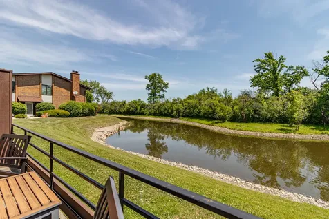 1071 Deerfield Place Highland Park IL 60035