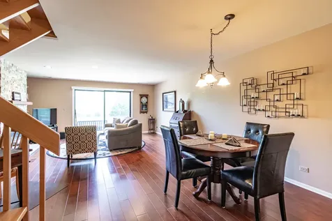1071 Deerfield Place Highland Park IL 60035
