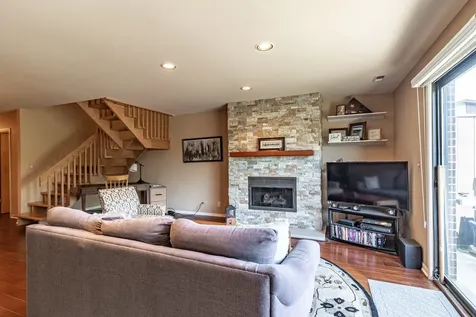 1071 Deerfield Place Highland Park IL 60035