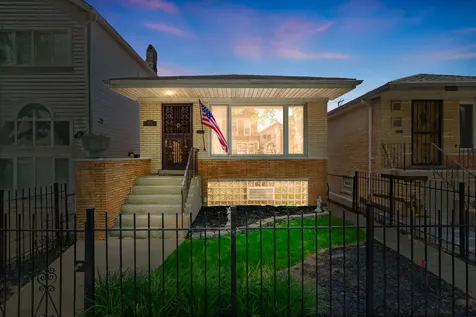 3132 South Normal Avenue Chicago IL 60616