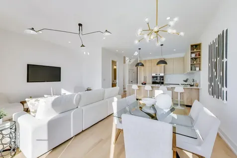 5428 North Winthrop Avenue Chicago IL 60640