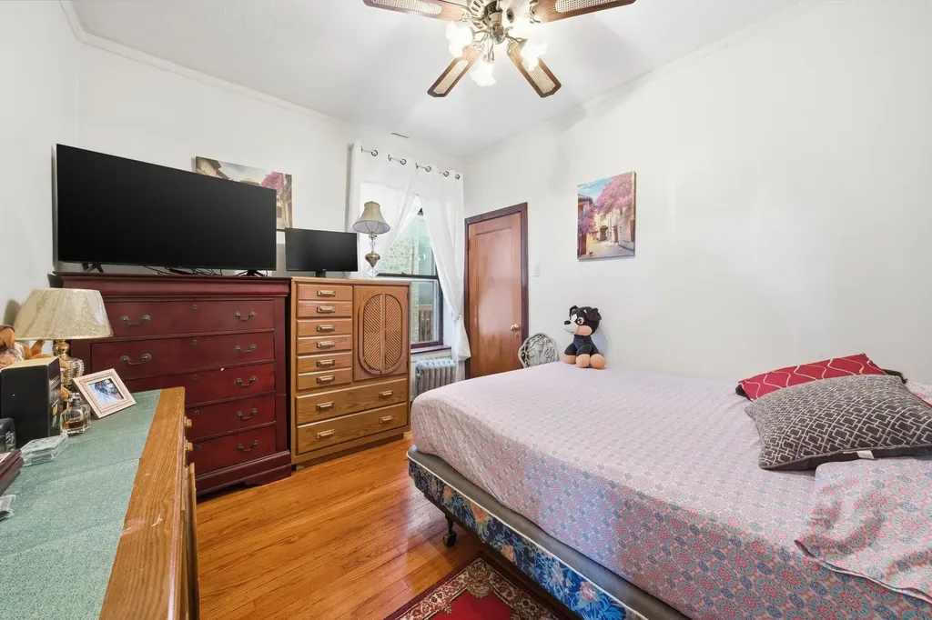 8019 South Rhodes Avenue Chicago IL 60619