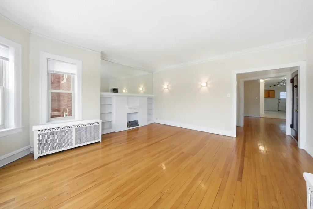8019 South Rhodes Avenue Chicago IL 60619