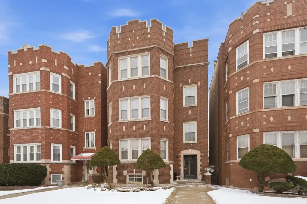 8019 South Rhodes Avenue Chicago IL 60619